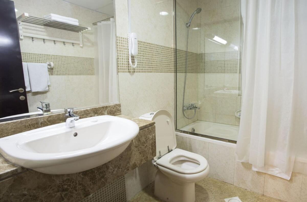 Executive Suite Room In Barsha 1 Near Moe Metro Dubai Exterior foto