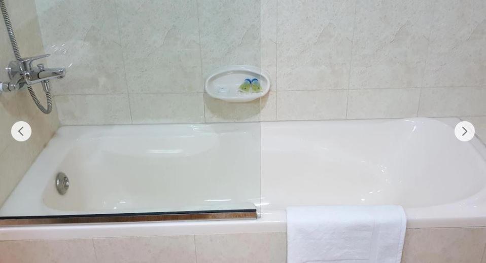 Executive Suite Room In Barsha 1 Near Moe Metro Dubai Exterior foto
